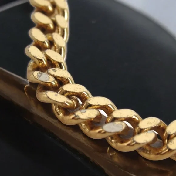 DIOR Signature Logo Chain Necklace 😍❤️